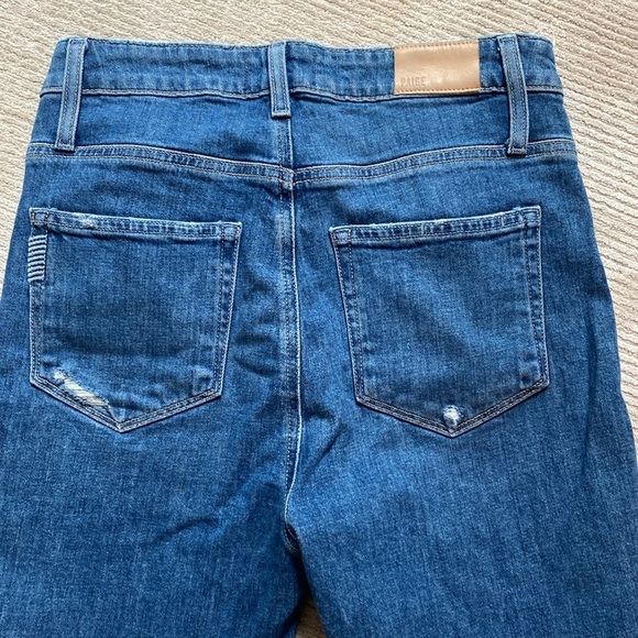 Paige Sarah Slim Distressed Knee Straight Leg High Rise Mid Wash Jeans Size 27 - Picture 12 of 13